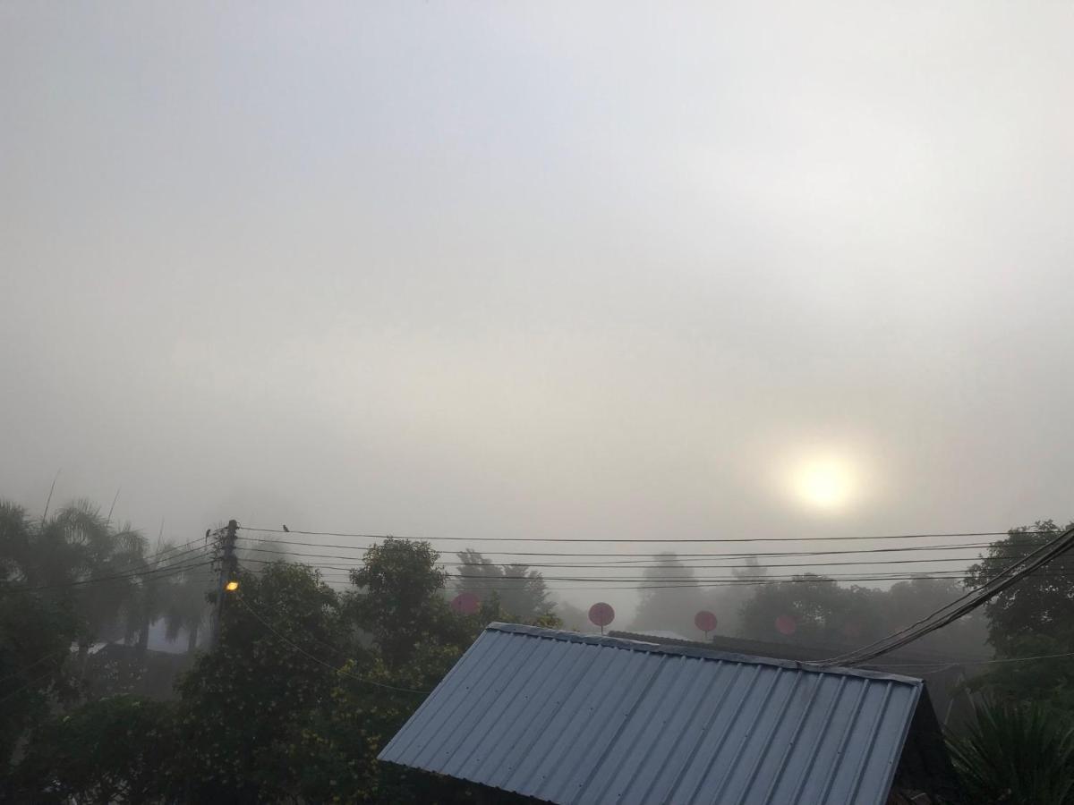 Baan Rai Pray Rung Kaeng Krachan Ban Tha Ling Lom Exterior photo