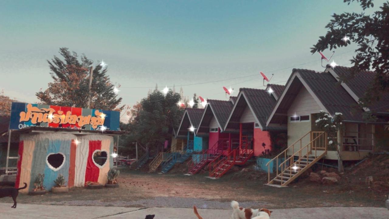 Baan Rai Pray Rung Kaeng Krachan Ban Tha Ling Lom Exterior photo